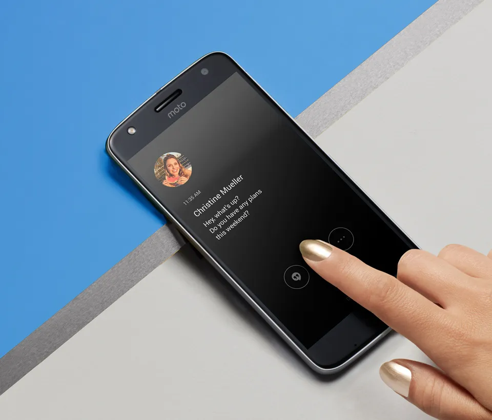 Moto Z Play — feature
